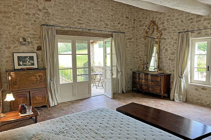 Location de vacances pour 20 personnes, avec jardin et jacuzzi à Céreste - 2