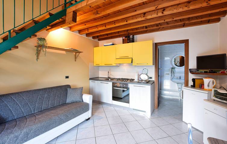 Ganze Ferienwohnung, Urlaub am See mit Parkplatz und Pool in Ponte Caffaro, Bagolino