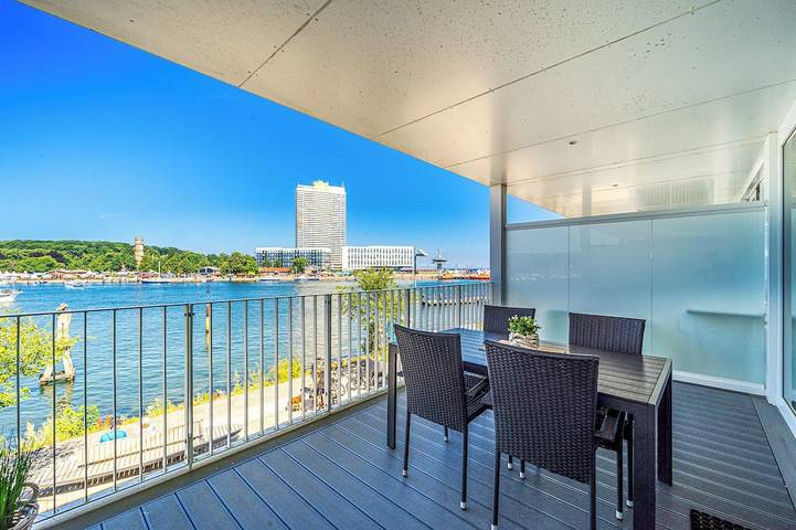 Ferienwohnung für 4 Personen, mit Balkon und Sauna in der Lübeck