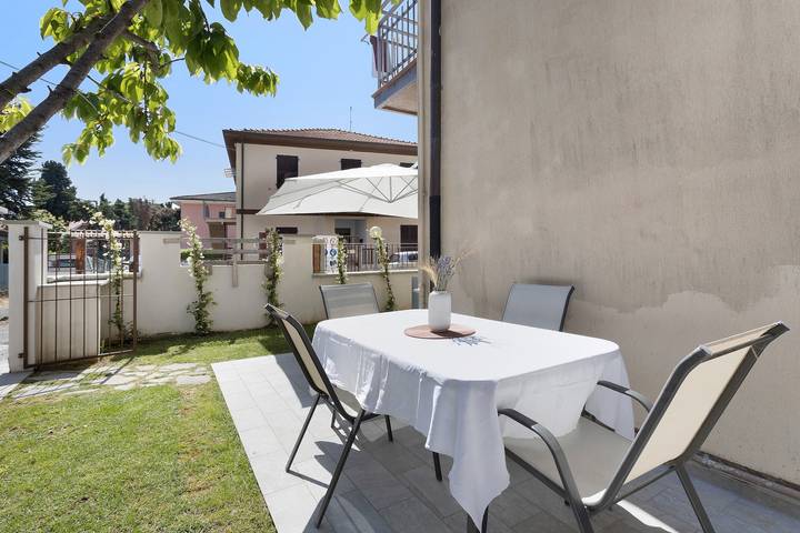 Gîte pour 4 personnes, avec balcon, animaux acceptés à Fiumaretta di Ameglia