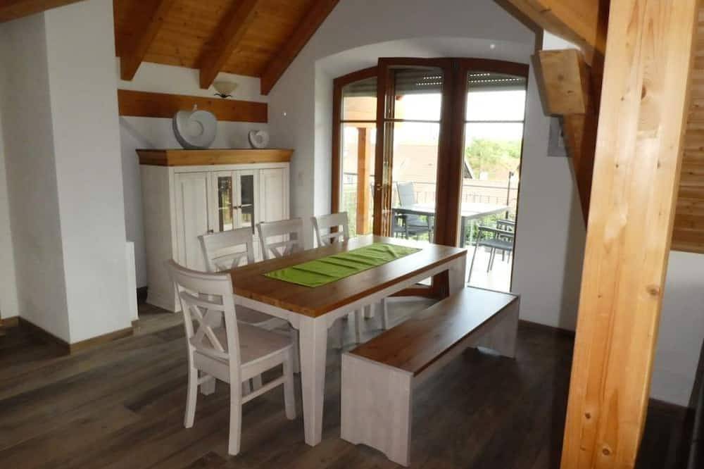 Apartamento entero, Attic apartment - Ferienwohnungen Werner in Schondorf am Ammersee, Lago Ammer
