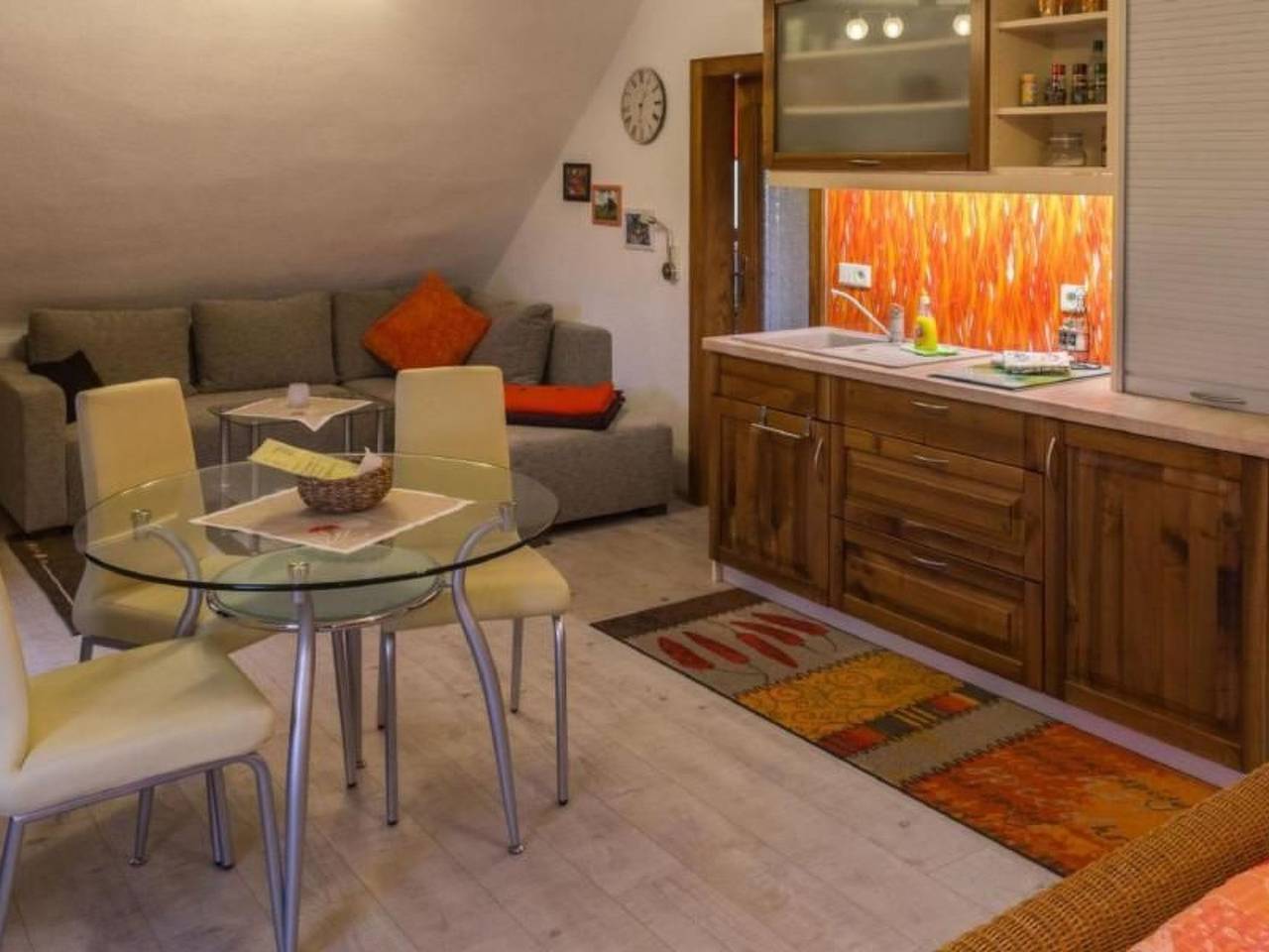 Ganze Wohnung, Mit Fasssauna in Malschwitz, Oberlausitz-Niederschlesien