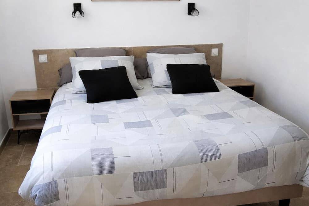La Cigale Provençale - Holiday home in Provence - Luberon foothills in Maubec, Regionaler Naturpark Luberon