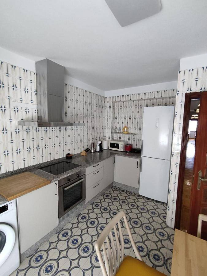 Apartamento inteiro, Acogedor piso en primera línea de mar- 8 huéspedes in Praia do Carreiro (A Guarda), A Guarda
