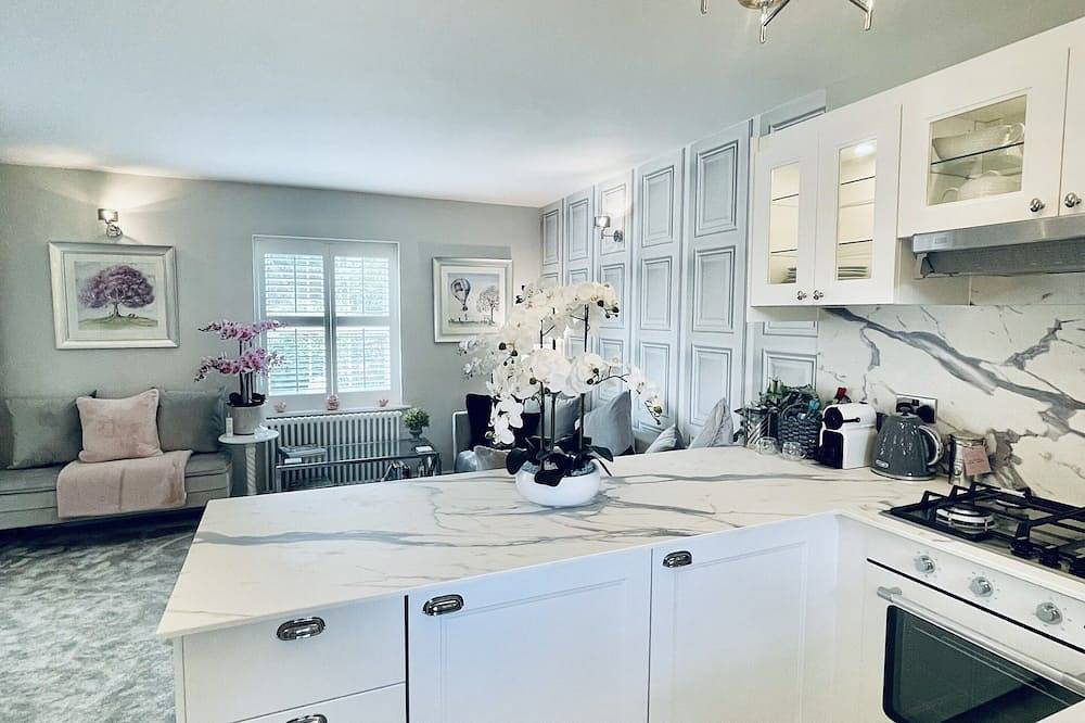 Cotswold Chic Retreats \"Cloud Nine\" Chipping Campden in Chipping Campden, Gloucestershire