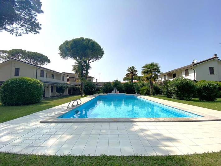 Ferienwohnung für 5 Personen, mit Garten und Terrasse sowie Pool - 1