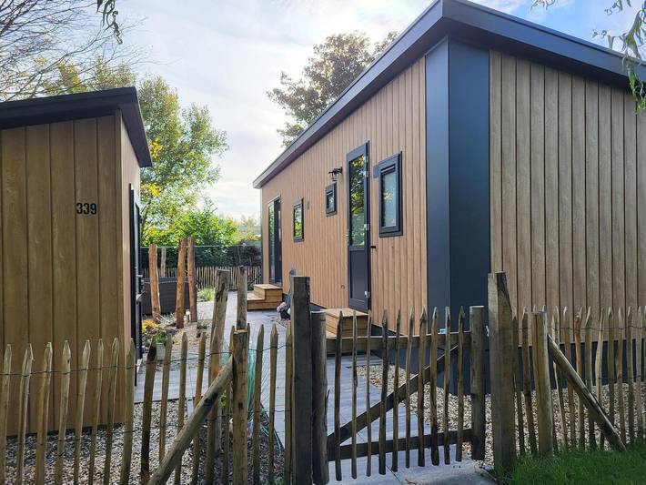 Appartement voor 4 personen, met balkon/terras en terras in Bruinisse