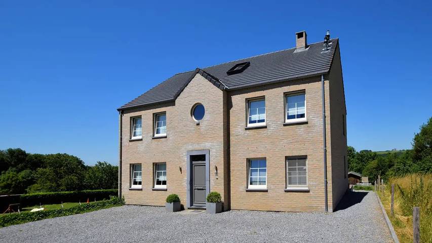 Villa voor 15 personen, with tuin and zwembad as well as whirlpool and sauna in Provincie Luxemburg