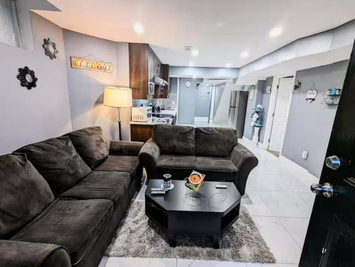 Gîte pour 4 personnes, avec jardin à Ajax