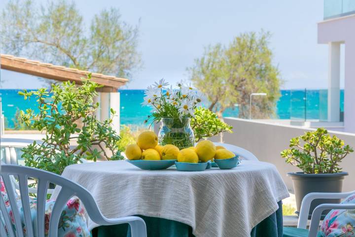 Ferienhaus für 4 Personen mit Terrasse in Playa Son Serra de Marina, Santa Margalida