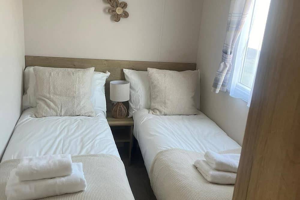 Modern static caravan available at popular Seton Sands Holiday Village. in Edinburgh and Lothian