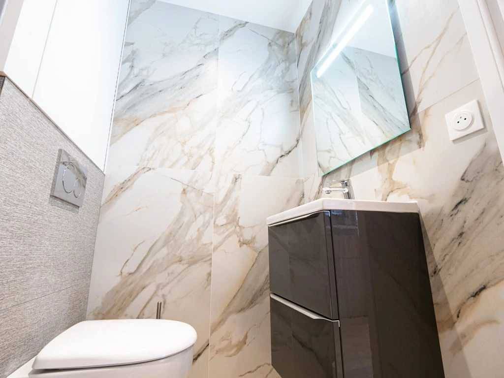 Apartamento entero, Appartement 3 étoiles - Piscine  - ccbbhef in Aigueblanche, Savoie
