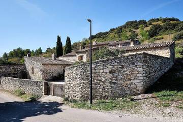 Location de vacances pour 10 personnes, avec jardin et jacuzzi, animaux acceptés à Caumont-sur-Durance