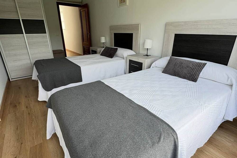 Ganze Wohnung, Portohome Ático | Penthouse with views on the Camino de Santiago in Portomarín, Lugo Provinz