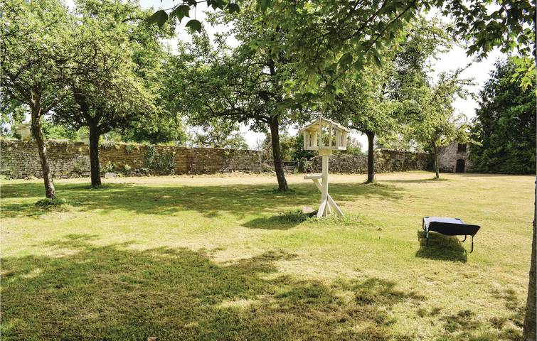 Location de vacances pour 8 personnes, avec jardin dans Valdallière - 4