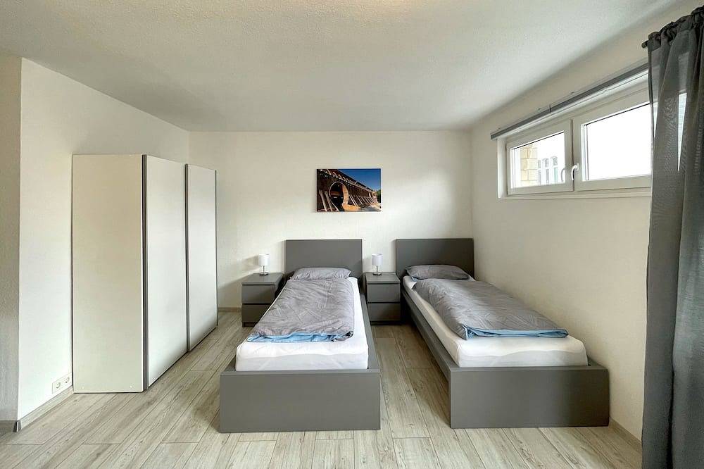 Ganze Wohnung, Helle Nichtraucher-Ferienwohnung (38qm) mit zentraler Lage in Bad Sassendorf, Kreis Soest