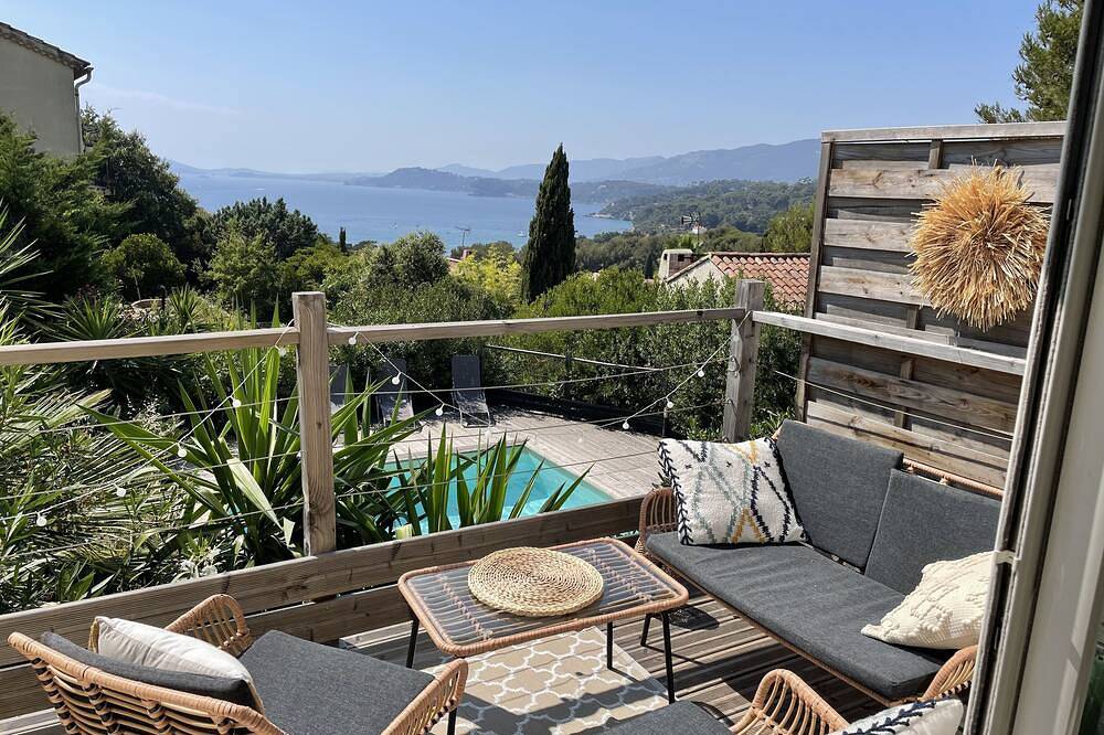 Villa coup de cœur en front de mer avec vue mer piscine et spa in Le Pradet, Côte méditerranéenne (France)