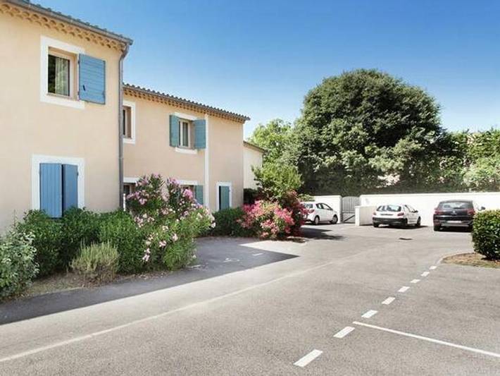 Appartement entier, Résidence Odalys Essentielle Les Soleils du Luberon - Appartement 4 personnes - 2 pièces 2/4 pers. in Bonnieux, Parc naturel régional du Luberon