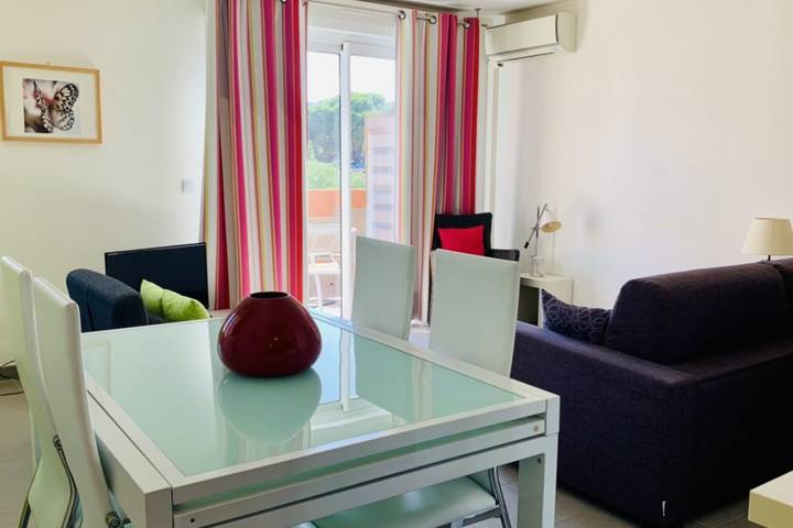 Studio pour 3 personnes, adapté aux familles à Porto-Vecchio
