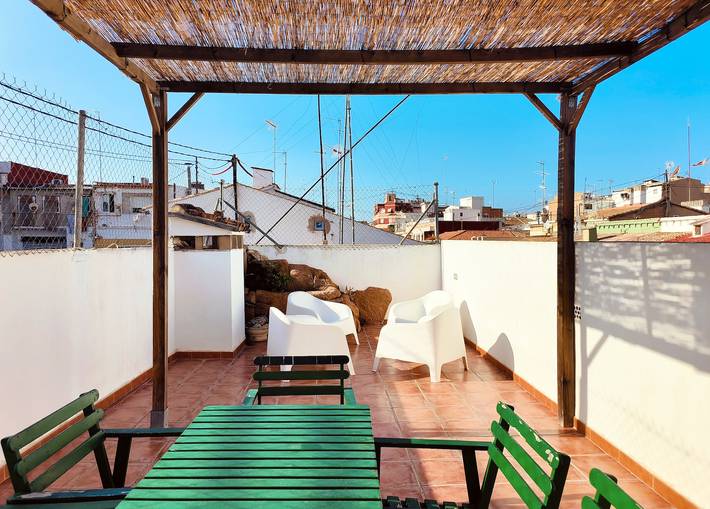 Ferienwohnung für 6 Personen, mit Balkon und Terrasse in Valencia - 2