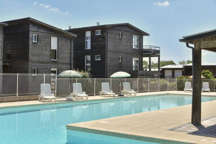 Appart’hôtel pour 6 personnes, avec piscine et jardin, animaux acceptés