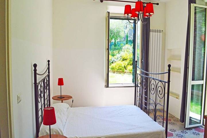 Appartement entier, Apartment Olivia: artie de villa avec jardin à 200 mt de la mer à Silvi Marina in Silvi, Côte Adriatique Abruzzes