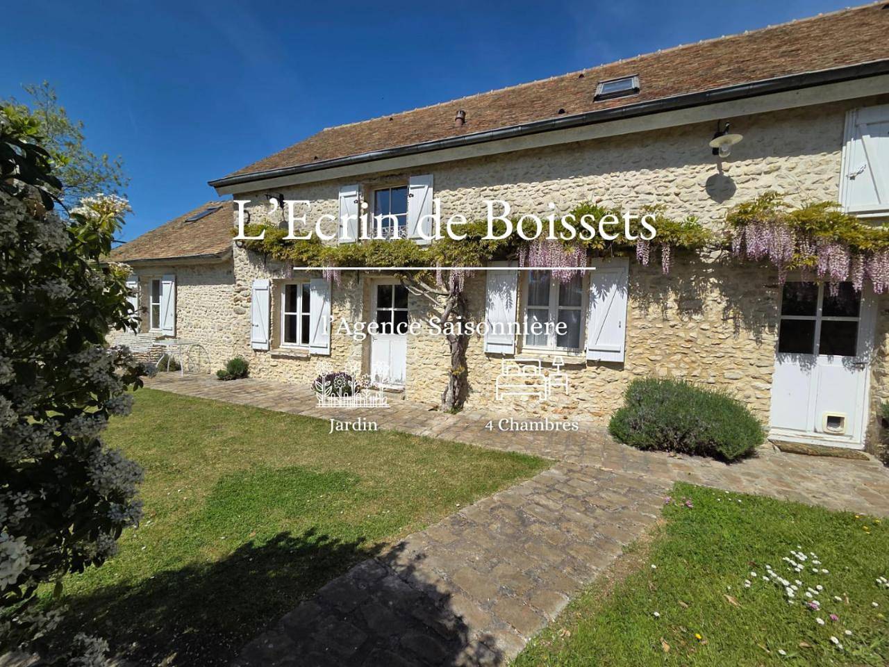 Four-Bedroom House in Boissets, Yvelines