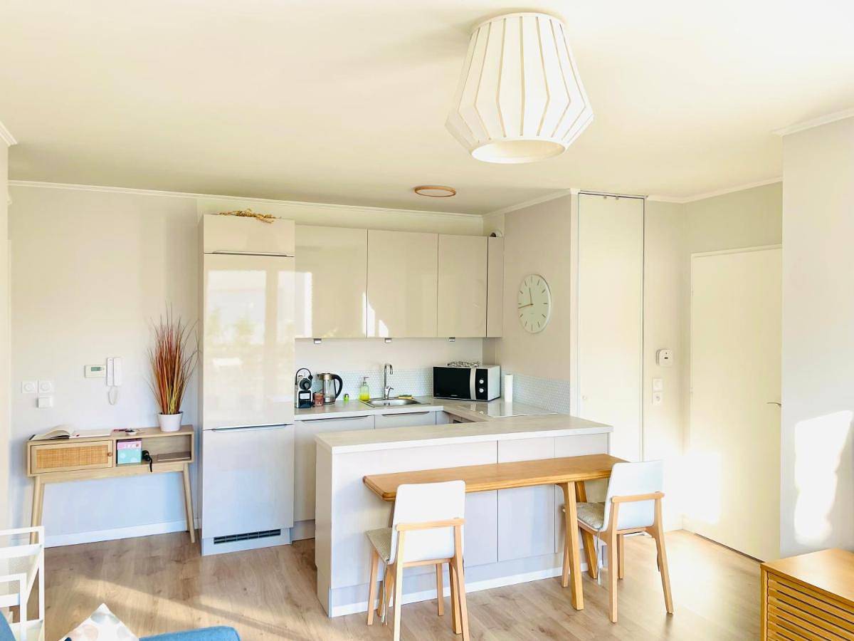 Appartement entier, Urban Nest - Paris - Cdg - Parking & Confort in Les Pavillons-sous-Bois, Seine-Saint-Denis