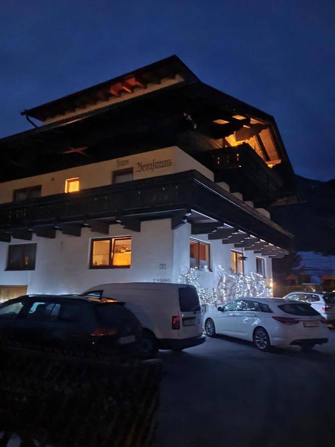 B&B für 2 Personen, mit Balkon und Terrasse sowie Garten und Ausblick in Lermoos