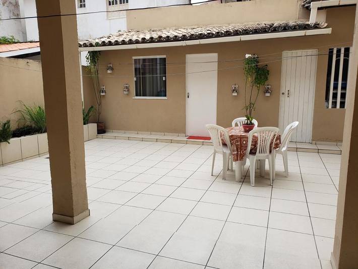 Chambre d’hôte pour 3 personnes, avec terrasse, animaux acceptés