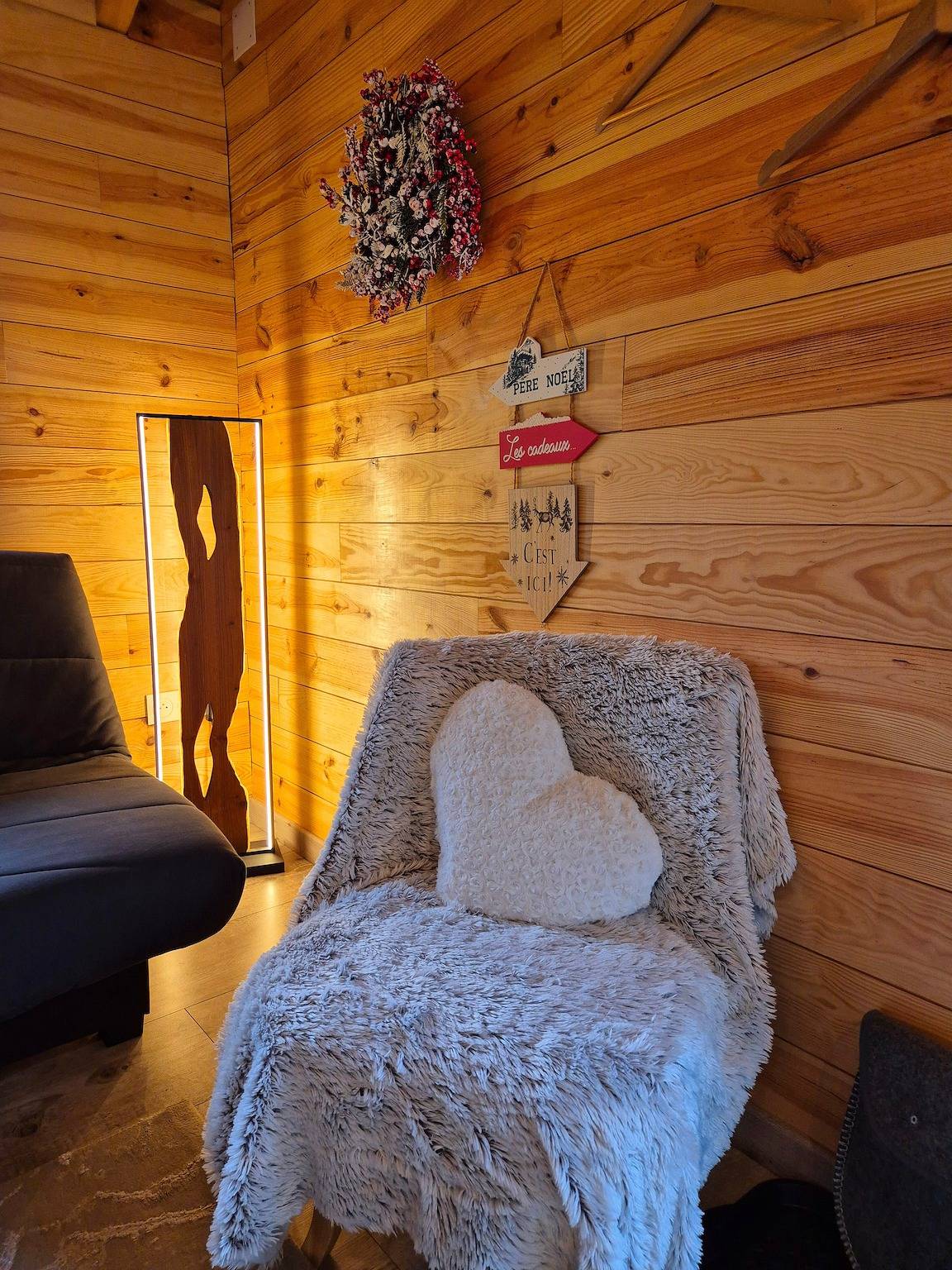 Chalet 'Le Cocon' met privé terras en Wi-Fi - Label Valeurs Parc Naturel Régional, foto 14