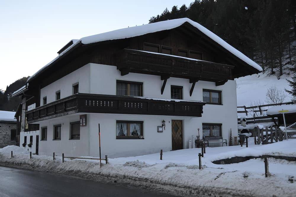 Ferienhaus in mitten der Lechtaler Bergwelt in Lechtaler Alpen, Steeg