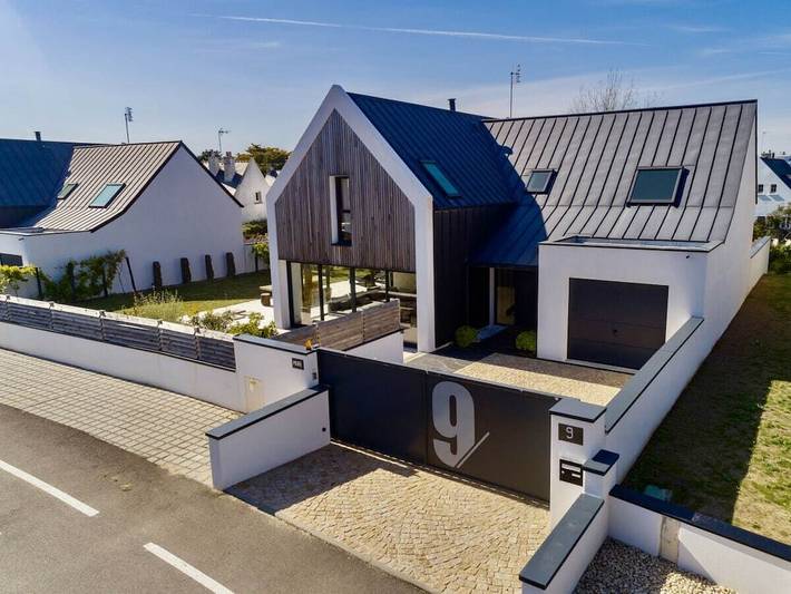 Location de vacances pour 8 personnes, avec Terrasse et Jardin dans Casino de Quiberon