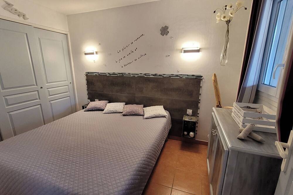 Ganze Wohnung, Superbe Appartement En Rez De Jardin De 35 m² Avec Terrasse Arboree in Les Issambres, Roquebrune-sur-Argens