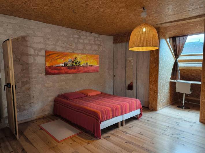 Gîte pour 2 personnes, avec Terrasse ainsi que Jacuzzi et Jardin à Bellechaume
