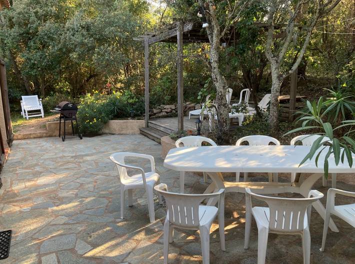 Gîte pour 8 personnes, avec jardin et terrasse
