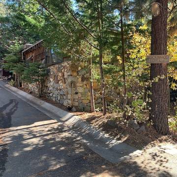 Cabin for 4 Guests in Lake Tahoe, Picture 3