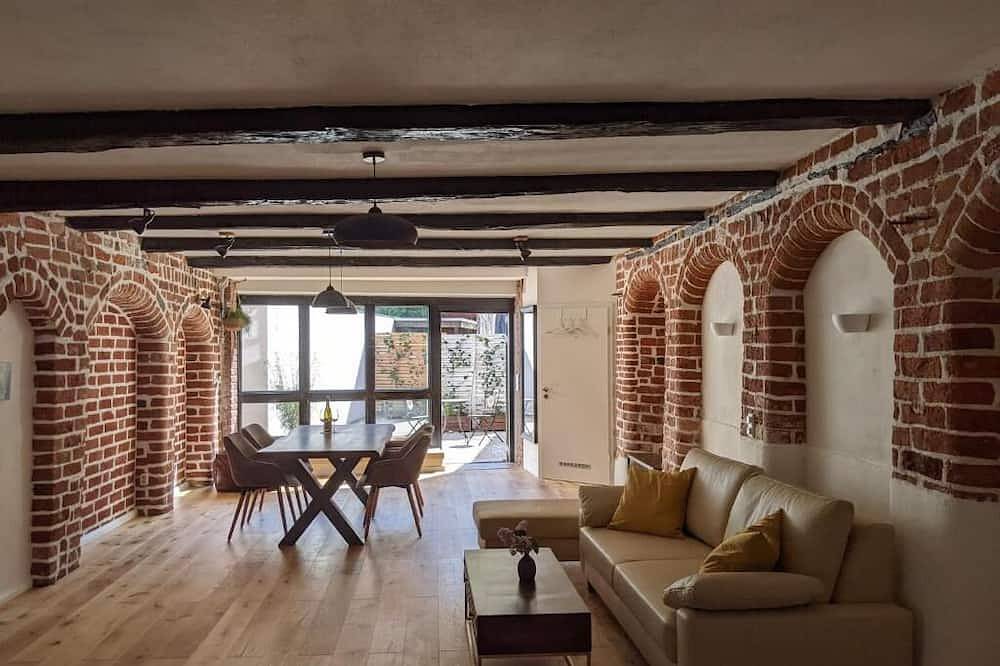 Entire apartment, Backsteinflair - Studio in Lüneburg, Nordheide