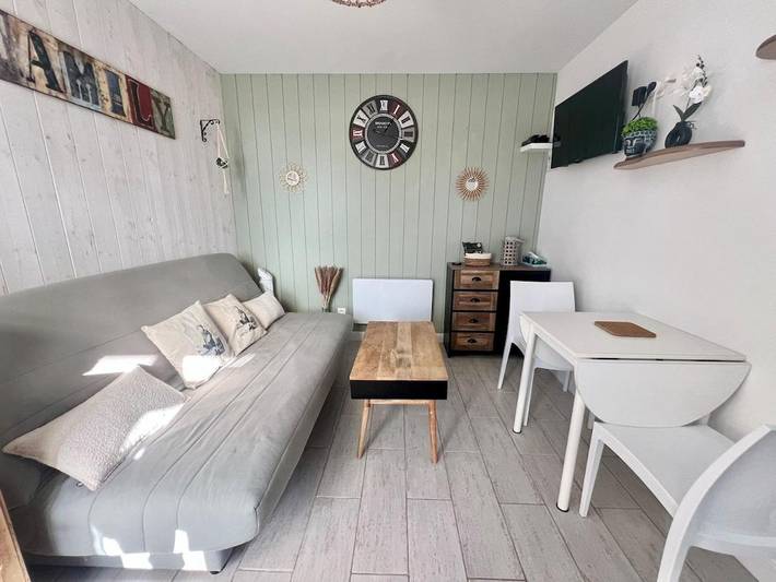 Gîte pour 4 personnes, avec vue sur le lac et jardin dans Vandré - 2