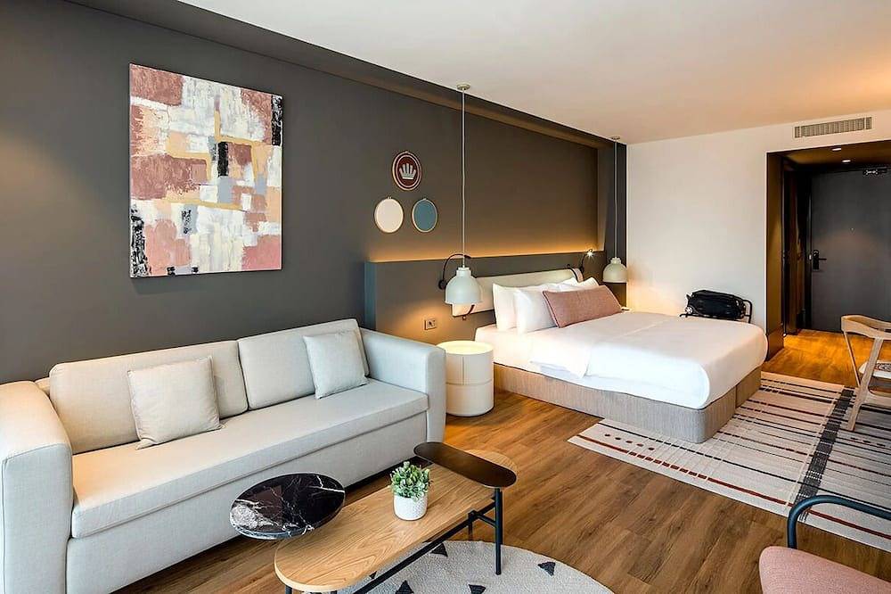 Peaceful Place Near Walking Trails — Easy Access to Nature and Free Parking in Oisterwijk, Noord-Brabant