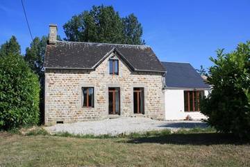 Agriturismo pour 6 personnes, avec jardin et piscine dans Mortain-Bocage