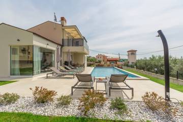 Casa Vacanza per 6 Persone in Visignano (Općina), Istria centrale, Foto 1