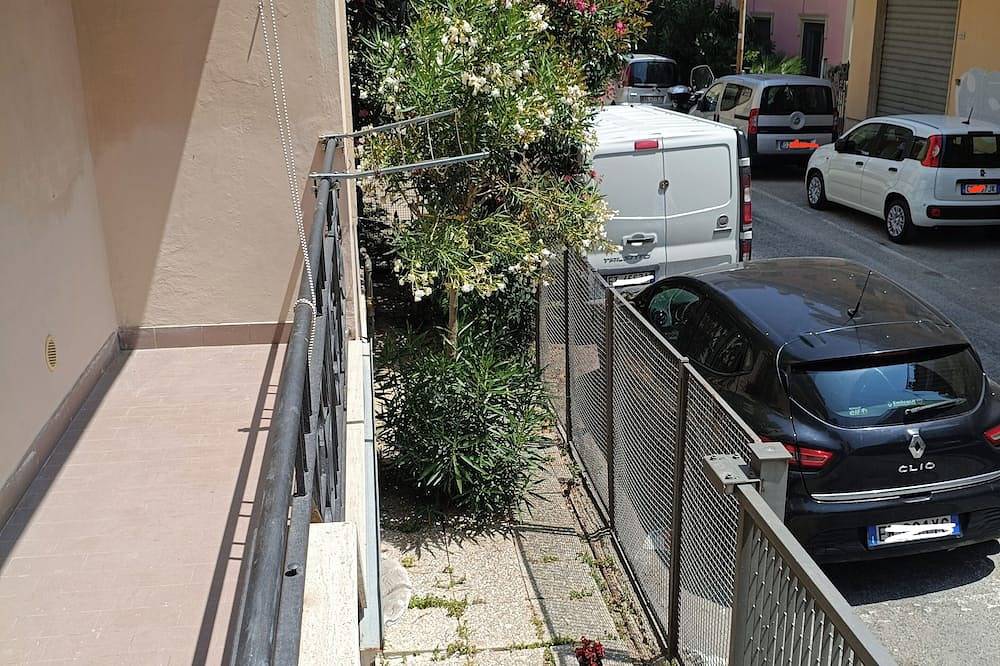Entire apartment, Apartment in property house near sea and center in San Benedetto del Tronto, Riviera delle Palme