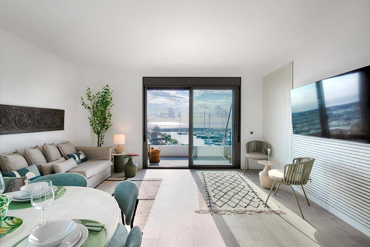 Ganze Wohnung, Three-Bedroom Apartment in Badalona, Barcelonès