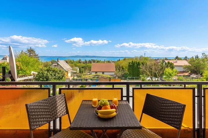 Ferienhaus für 5 Personen, mit Balkon und Garten - 1