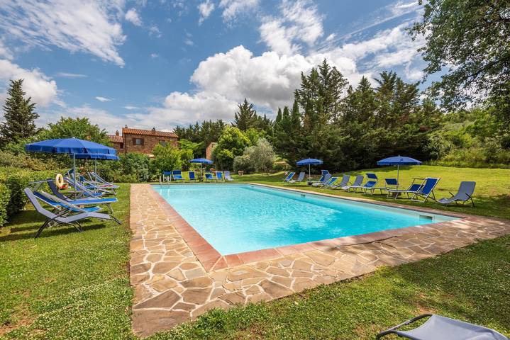 Appartamento intero, Appartamento 'Podere Il Tigliolo Sulla' con piscina condivisa, terrazza privata e Wi-Fi in Castiglione d'Orcia (comune), Val d’Orcia