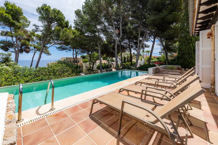 Maison Villa Cala Padri avec Piscine, connexion Wi-Fi, climatisation, terrasse et jardin in Cala Provencal, Capdepera