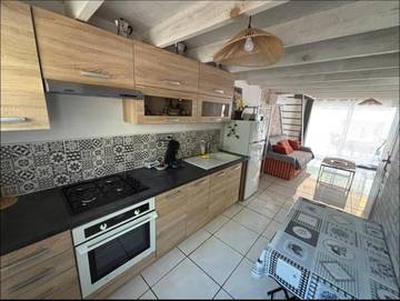 Gîte pour 4 personnes, avec terrasse à Marguerittes