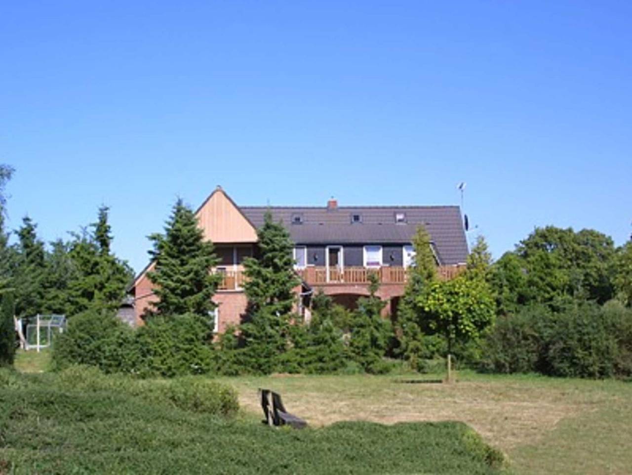 Ganze Ferienwohnung, Ferienhaus Zur Schmiede in Dunum - Ferienwohnung klein in Dunum, Nordseeküste