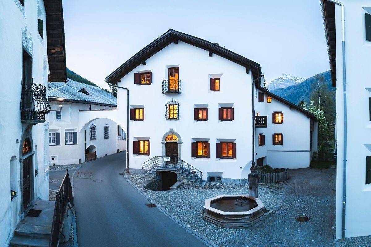 Geheel vakantieappartement, Chesa Michel - Studio Grisch in Bever, Oberengadin